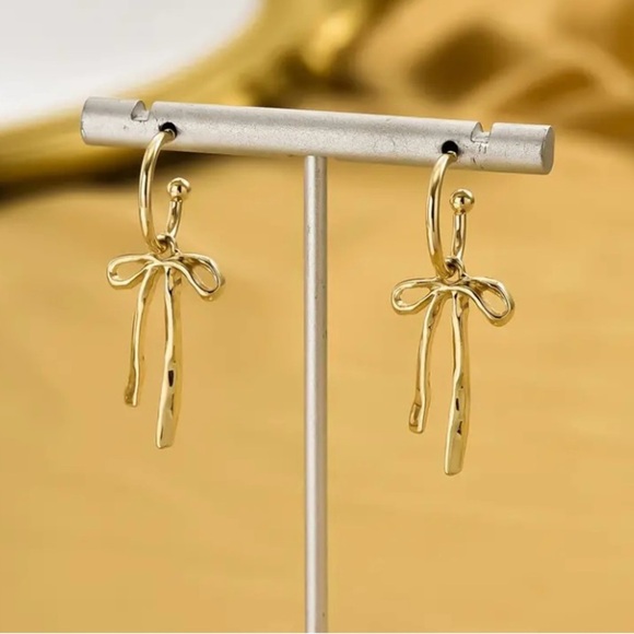 NEW Coquette bow dangle drop earrings coquette trendy bow jewelry gold - Picture 5 of 5